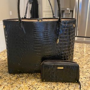 Brahmin tote and wallet bundle